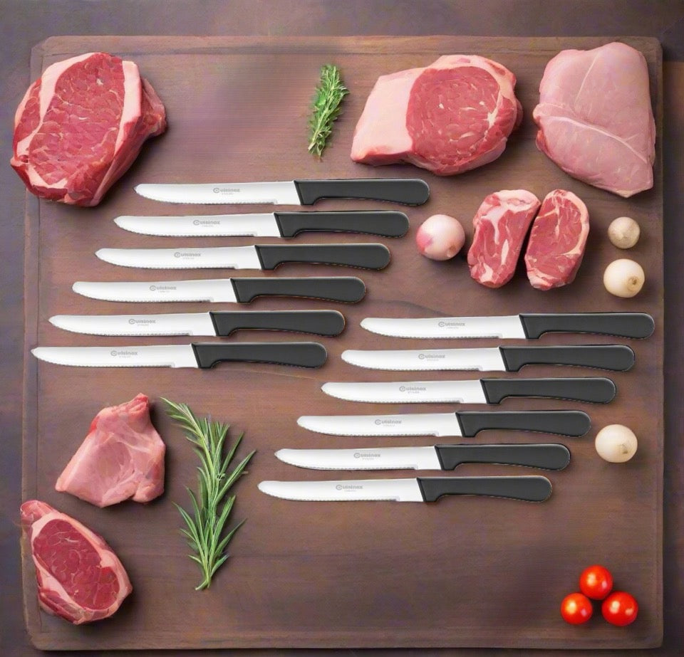 Juego de 12 cuchillos para carne Cuisinox.