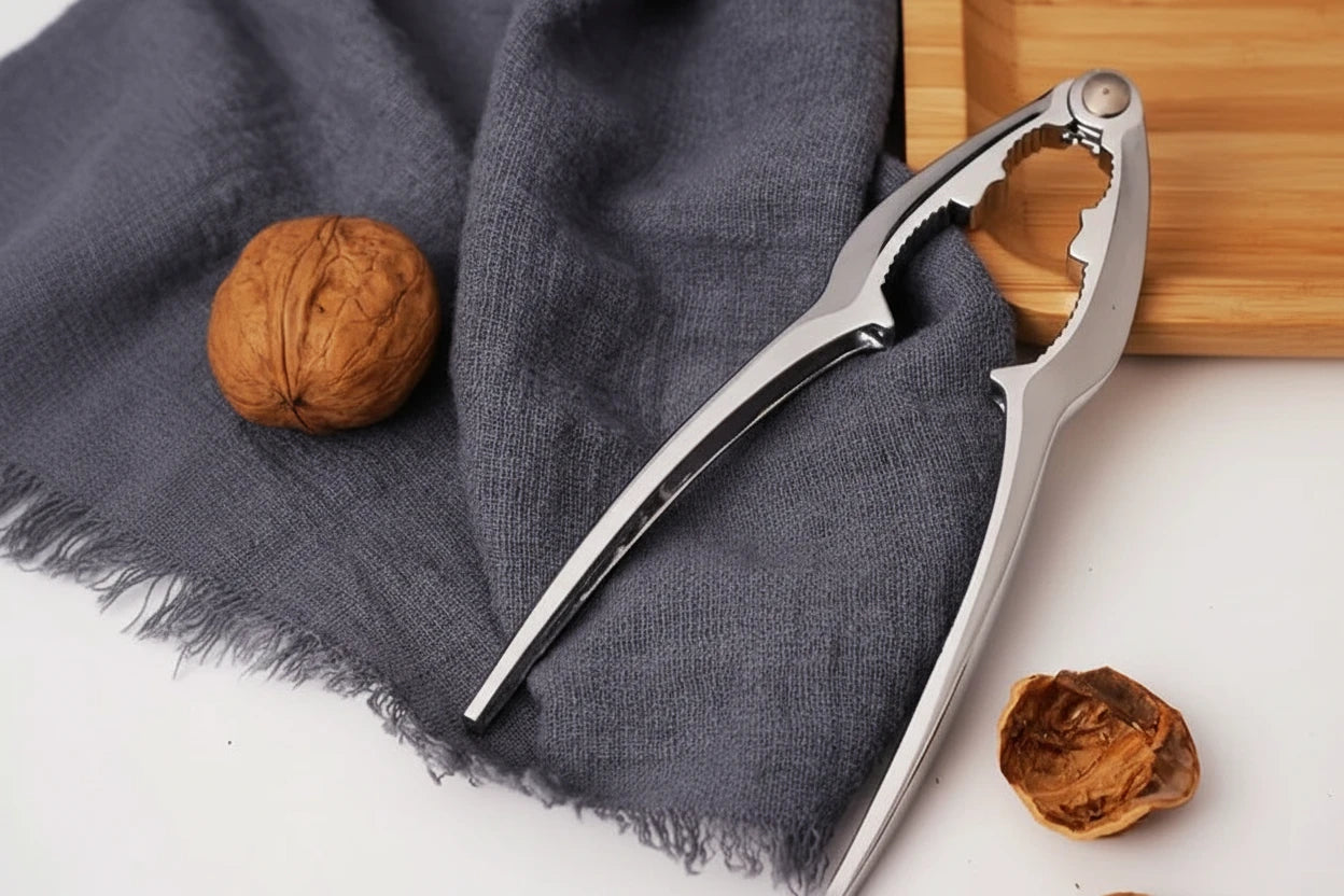 Cuisinox Nut/Seafood Cracker