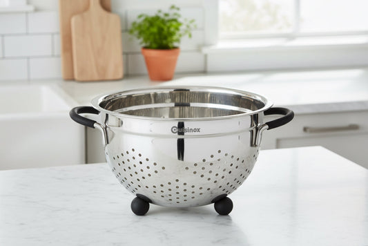 Cuisinox Colander with Rubber Feet and Handles